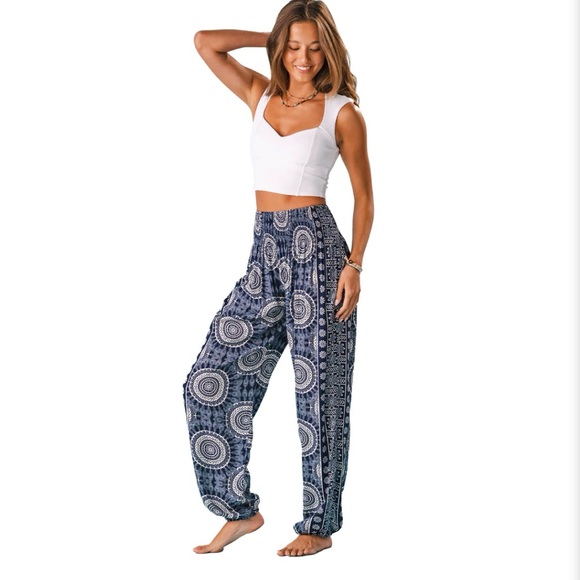 Lotus and Luna Como harem pants- never worn with tags - Picture 4 of 7